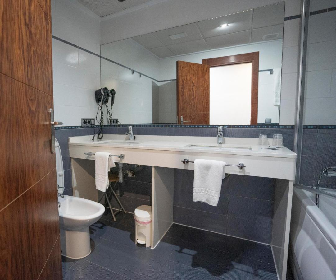 Hotel Lluna Alzira Exteriör bild