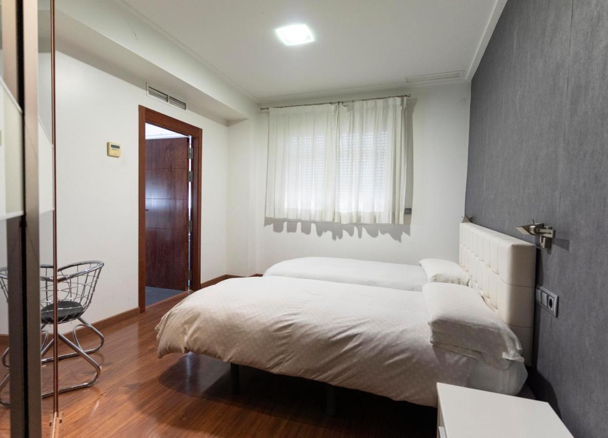 Hotel Lluna Alzira Exteriör bild